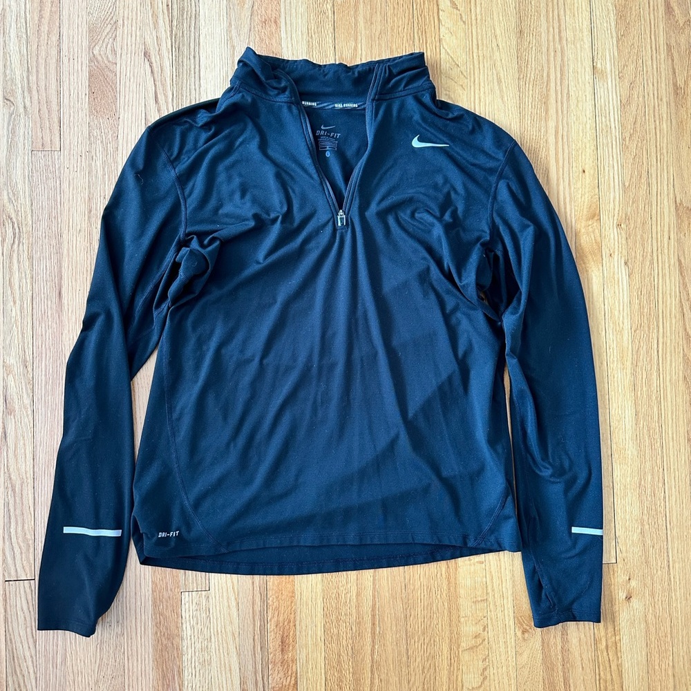 Men’s Nike Black DriFit Pullover 1/4 Zip - Large